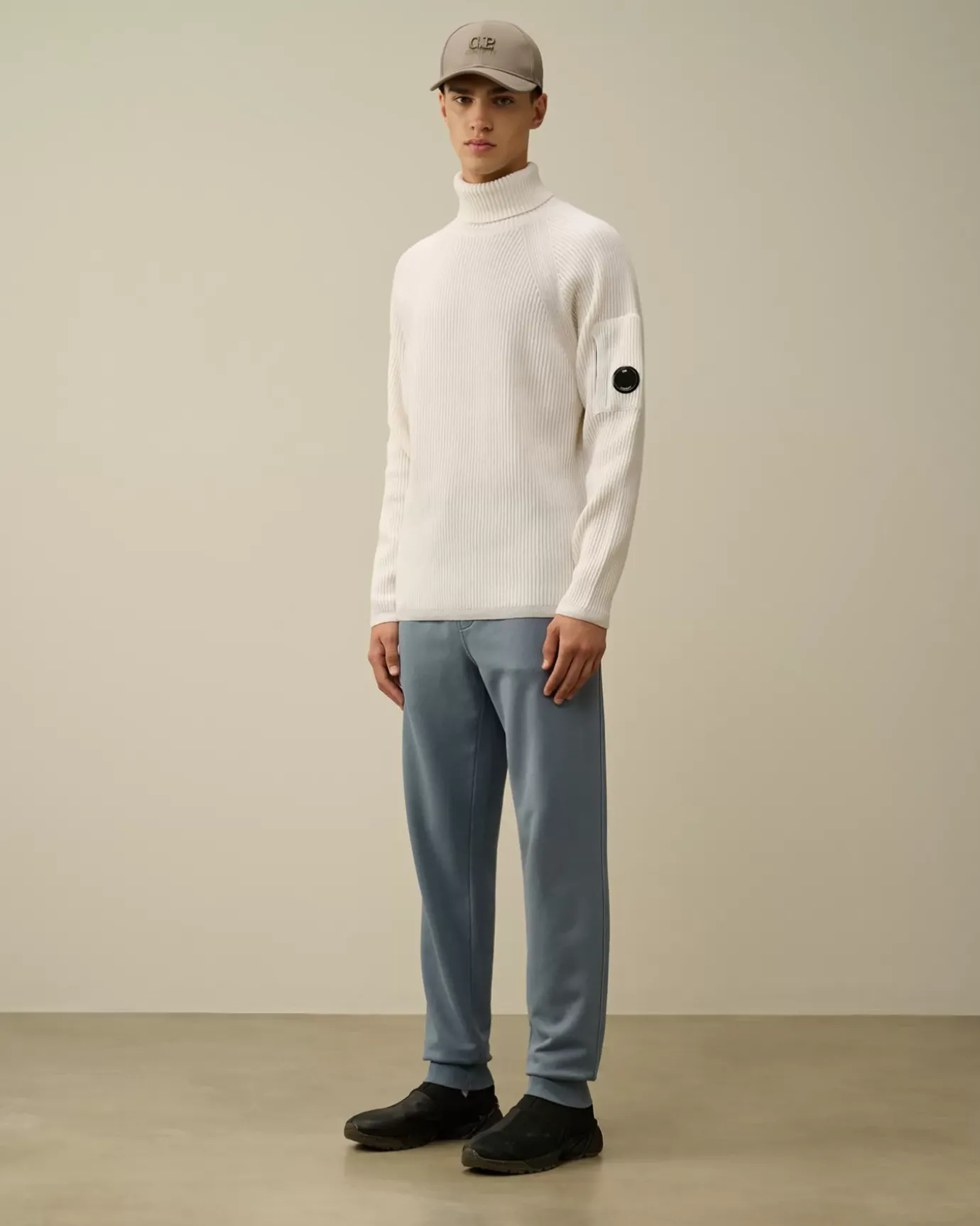 Tracksuits & Shorts<C.P. Company Brushed and Emerized Diagonal Fleece Cargo Sweatpants Flint Stone – Blue