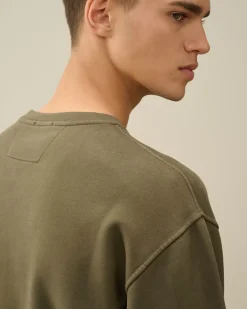 Sweatshirts<C.P. Company Brushed and Emerized Diagonal Fleece Lens Crew Neck Sweatshirt Grape Leaf – Green