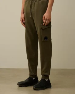 Tracksuits & Shorts<C.P. Company Brushed and Emerized Diagonal Fleece Cargo Sweatpants Grape Leaf – Green