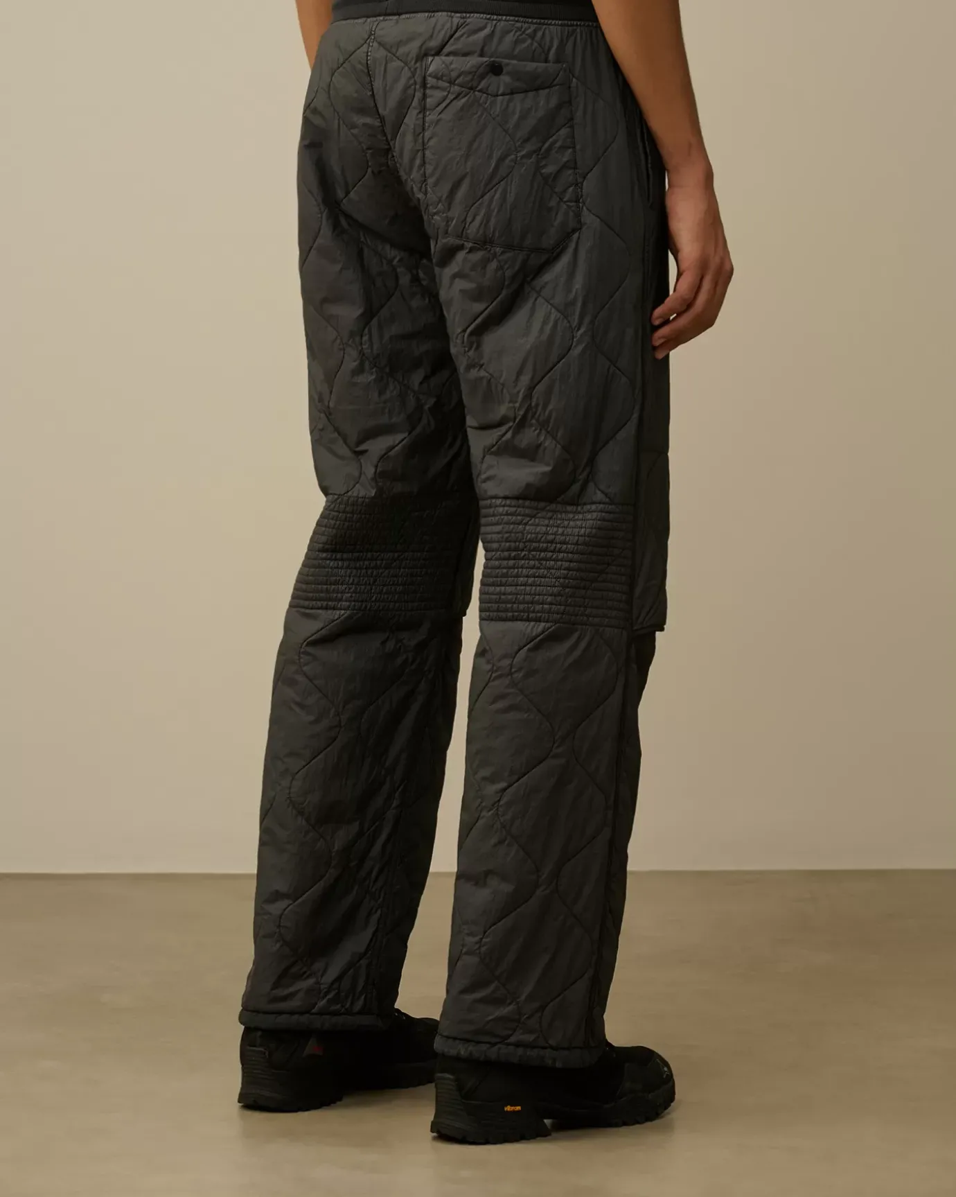 Tracksuits & Shorts<C.P. Company Diagonal Raised Fleece Mixed Quilted Sweatpants Black Sand