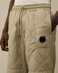 Tracksuits & Shorts<C.P. Company Diagonal Raised Fleece Mixed Quilted Sweatpants Vintage Khaki – Beige