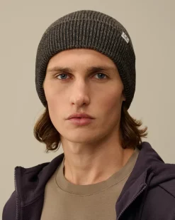 Hats<C.P. Company Fleece Knit Beanie Walnut – Beige