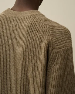 Jumpers<C.P. Company Lambswool GRS Boxy Crew Neck Ribbed Knit Walnut – Beige