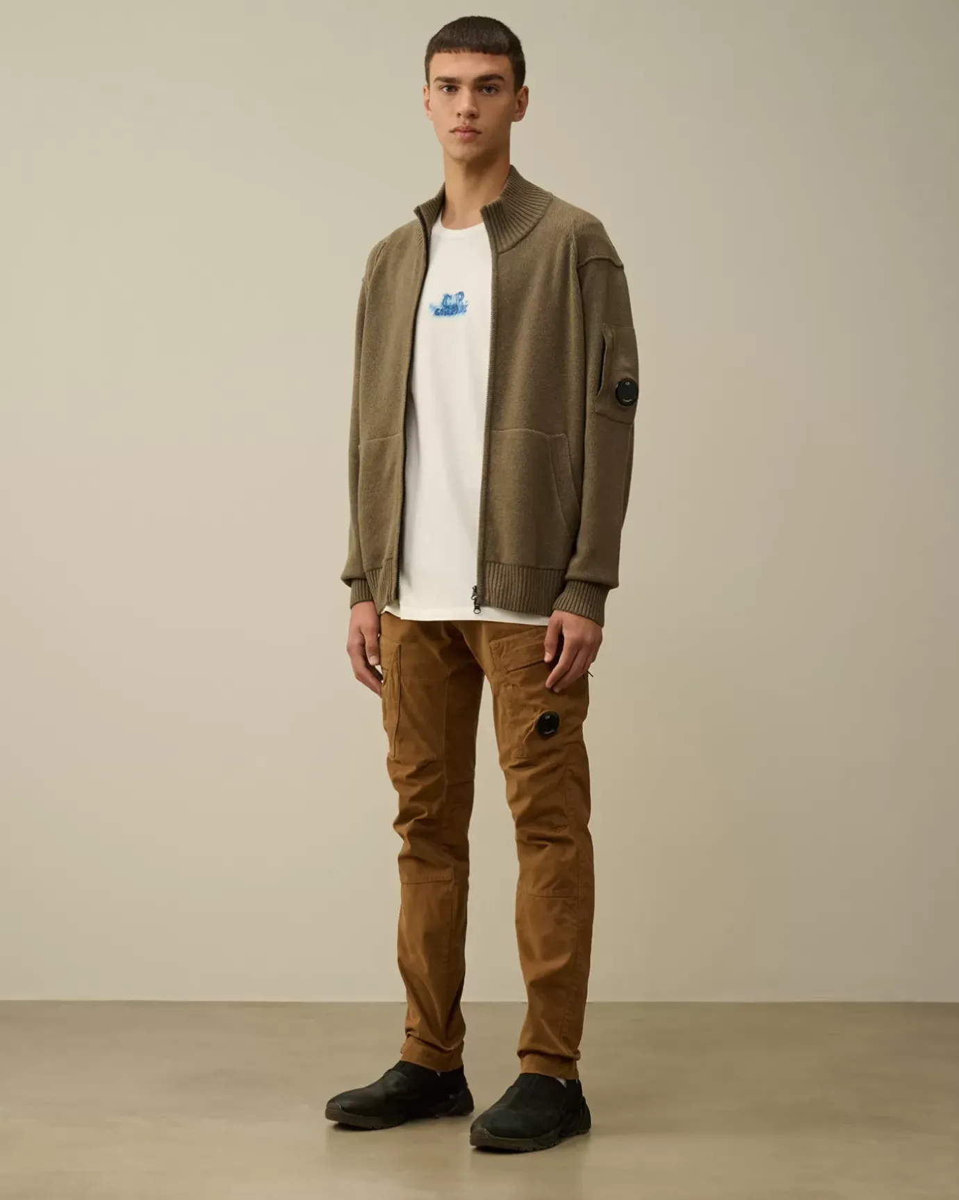 Jumpers<C.P. Company Lambswool GRS Zipped Cardigan Walnut – Beige