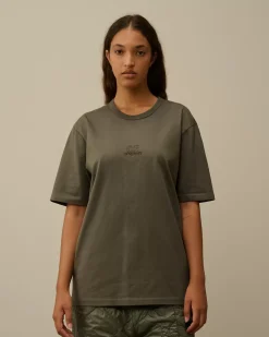 T-shirts & Polo<C.P. Company Mercerized 30/2 Jersey Twisted Logo Graphic T-Shirt Grape Leaf – Green