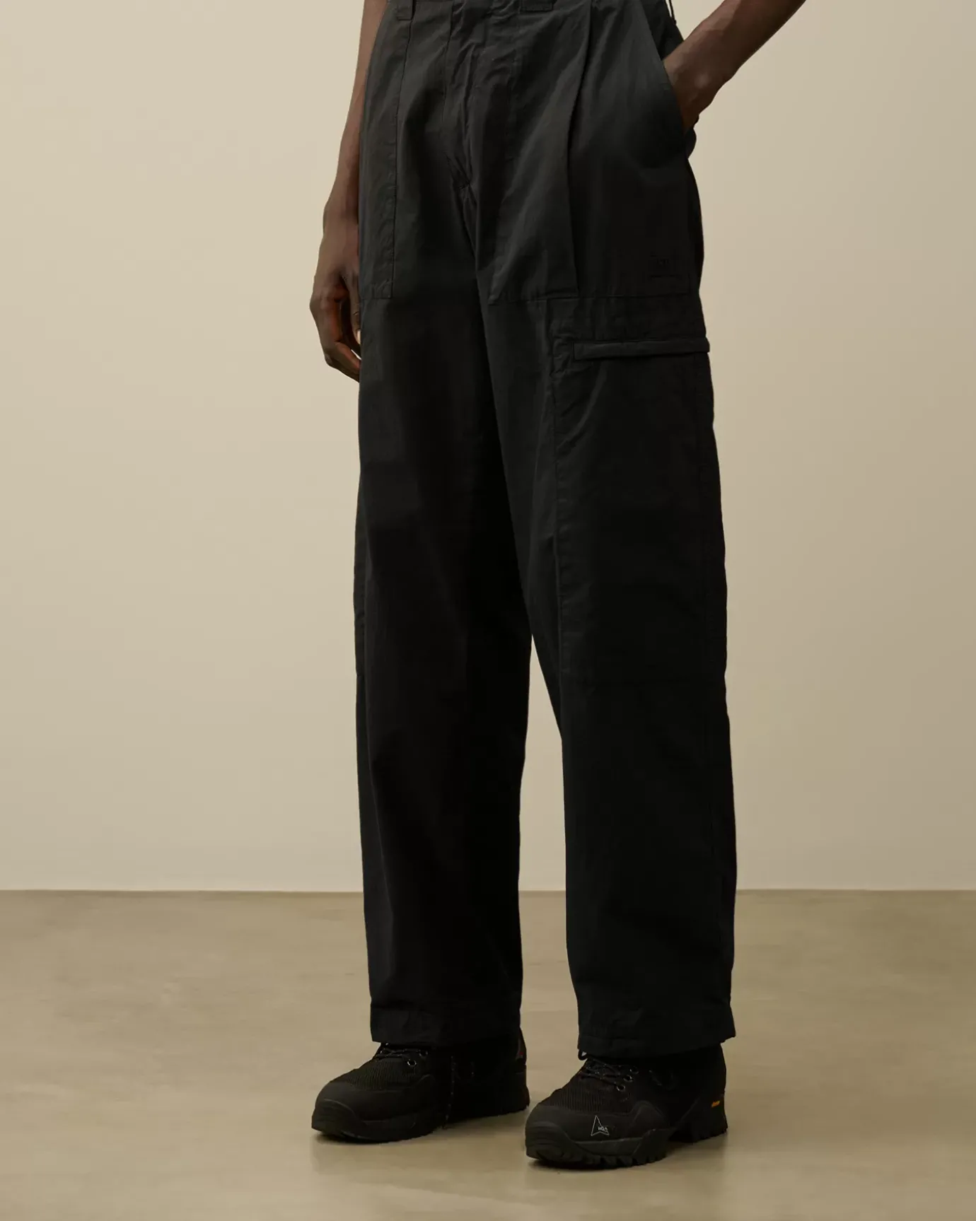 Trousers<C.P. Company Microreps Loose Utility Pants Black Sand
