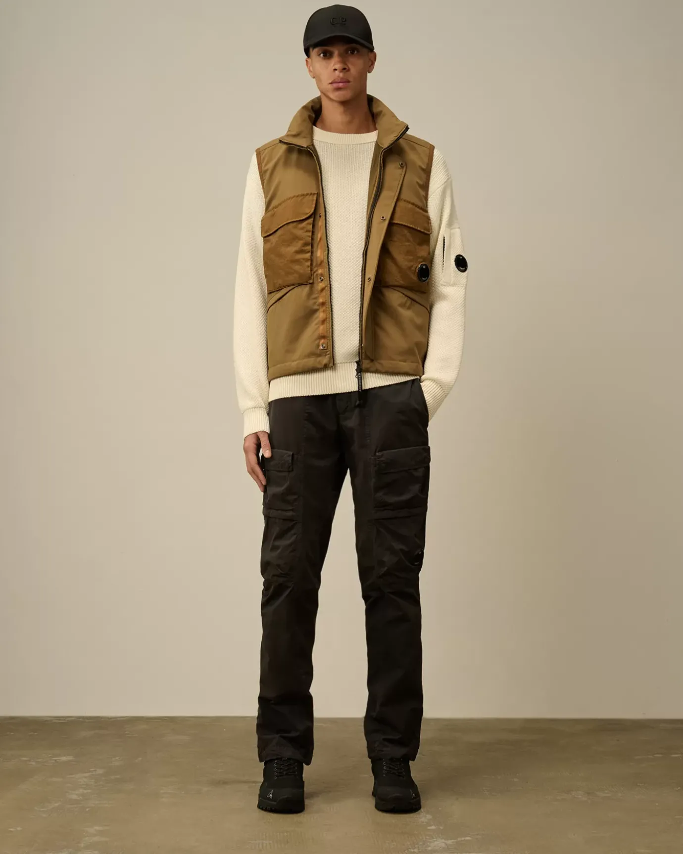 Trousers<C.P. Company Microreps Regular Cargo Pants Black Sand