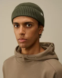 Hats<C.P. Company Re-Wool Fisherman Beanie Grape Leaf – Green