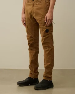 Trousers<C.P. Company Stretch Sateen Ergonomic Lens Cargo Pants Toffee – Beige