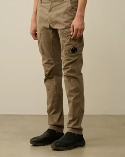 Trousers<C.P. Company Stretch Sateen Ergonomic Lens Cargo Pants Walnut – Beige