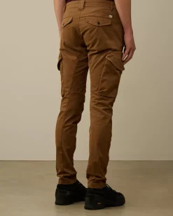Trousers<C.P. Company Stretch Sateen Ergonomic Lens Cargo Pants Toffee – Beige