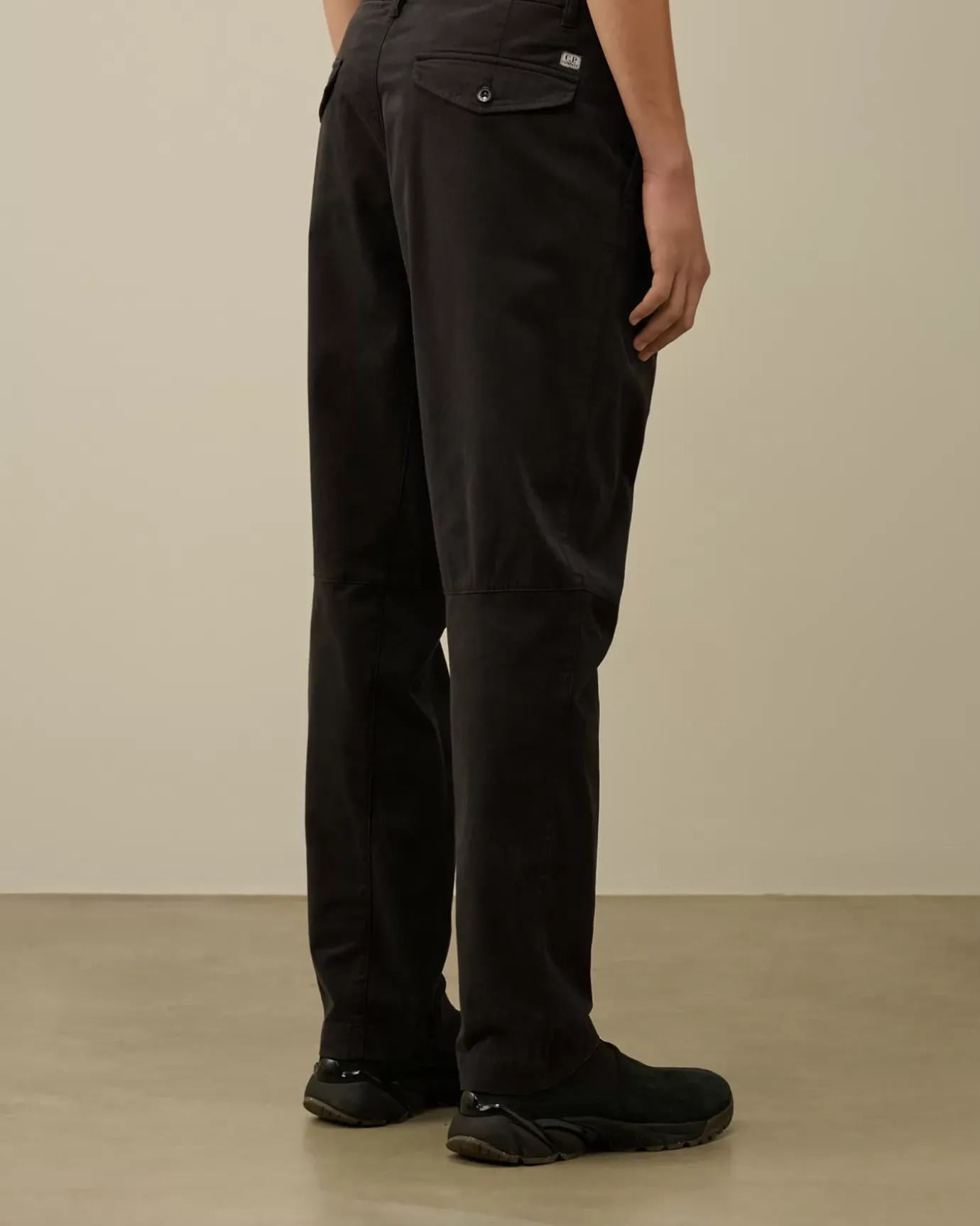 Trousers<C.P. Company Stretch Sateen Loose Chino Pants Black Sand